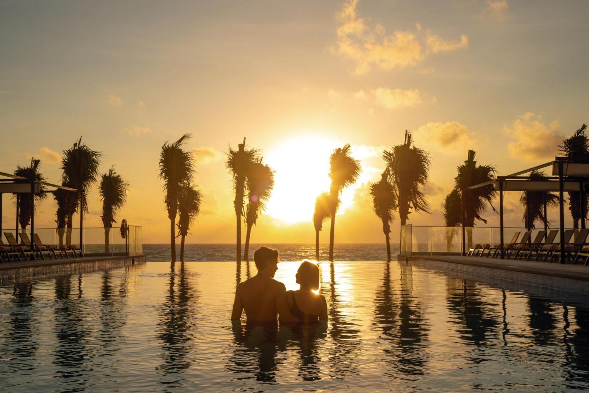 Riu Palace Kukulkan (Adults Only) Cancun Exterior photo